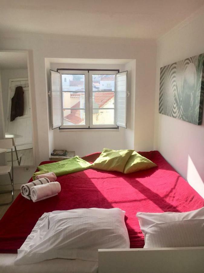 Pequeno Hostel Studio リスボン エクステリア 写真